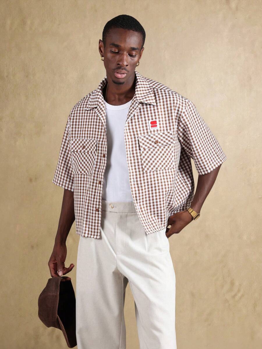 SUMWON Camisa clásica de botones con estampado de cuadros marrones, inspirada en el estilo vintage de la ropa de trabajo rural, para uso casual de fin de semana, corte regular, manga corta, con bolsillo utilitario - Multicolor - Ver 1