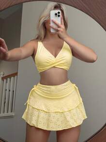 Swim Mod 女士夏季沙滩三件套泳衣套装：前交叉针织上衣，两侧蝴蝶结双层蛋糕裙 - 黃色 - 查看 7