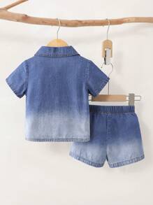 Tenue décontractée pour tout-petits garçons, 2 pièces : chemise en denim lavé doux et short assortis. Style mode mode de rue ample pour les vacances d'été