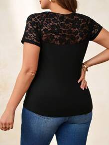 SHEIN Clasi Plus Size Elegant Ronde Hals Contrast Kant Dames Zomer T-shirt, Zomer Tops, Casual Dagelijkse Kleding, Zwarte Shirts, Kant Tops, Elegante Tops Voor Vrouwen, Casual Tops Voor Vrouwen, Tops Dames Tops, Elegant