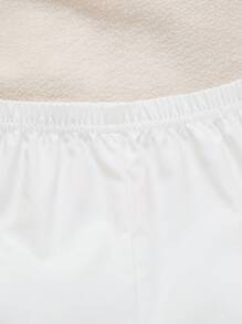 SHEIN Vintaside Kids 2 件装女婴夏季绿色镂空针织可爱舒适短袖上衣搭配编织荷叶边短裤套装