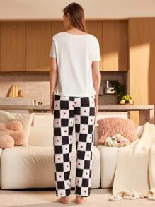 CoupledUp Conjunto de pijama con top de manga corta y pantalones con estampado de letras y corazones para mujer