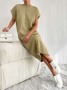 EURMUSE 纯色纽扣细节蝙蝠袖毛衣裙