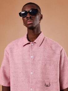 SUMWON Áo sơ mi mùa hè giản dị có túi họa tiết vải lanh có họa tiết Revere cổ áo ngắn tay cài nút phong cách nghỉ dưỡng thoải mái - Hồng - Xem 4