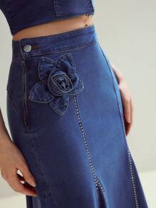 MOTF STUDIO STEREO FLORAL RHINESTONE DETAIL DENIM SKIRT