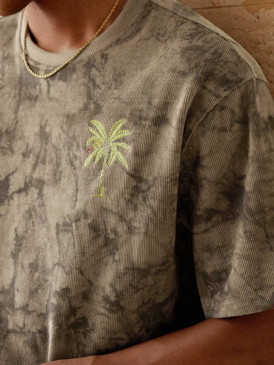 Manfinity BRENVOR Summer New Men's Fashion High-End Embroidered Round Neck Garment Washed Faded T-Shirt - Grey - View 1