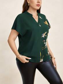 Chikora Plus Size Women Fall Women Crane Print Batwing Short Sleeve Casual Blouse - Dark Green - View 5