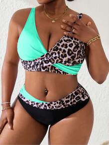 Slaydiva 2pcs Set Plus Size Women Leopard Print V-Neck Criss-Cross Patchwork Tankini Swimwear With Shorts, Summer Beach Vacation - Multicolor - View 3