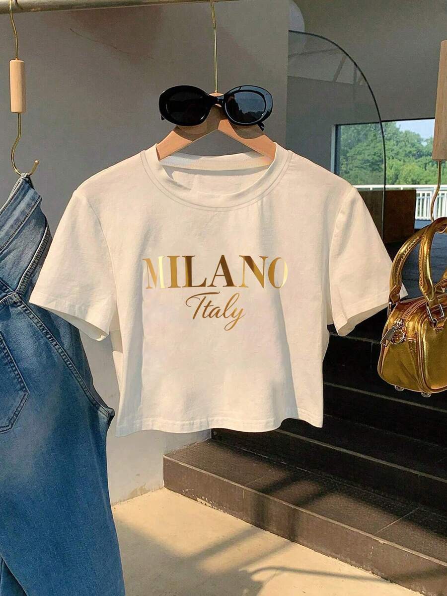 Women's Elegant And Modern Luxury Design T-Shirt, Bold Glittering Gold "MILANO" Letter And More Refined "ITALY" Text, Minimalist Style Women's Round Neck Cropped Tee