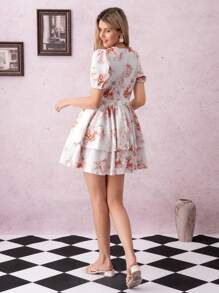 SHEIN Clasi New Sexy & Elegant V-Neck Waist Print Mini Skirt, European And American Style