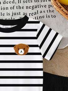 SHEIN 幼儿男童泰迪熊条纹印花圆领短袖 T 恤和黑色短裤休闲装，夏季套装 - 彩色 - 查看 5