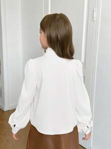 Firerie Kids Firerie Kids 青少年女孩复古蝴蝶结优雅衬衫，配有荷叶边领、蝴蝶结袖口和褶皱细节，返校节 - 白色 - 查看 3