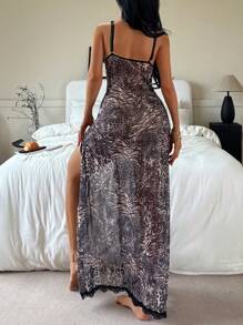 SHEIN Camisón con abertura alta de malla con estampado de leopardo sexy y decoración floral 3D