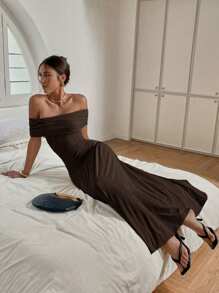 Siren Gaze 女士纯色褶裥露肩短袖长裙