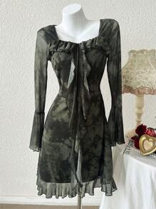 Modelyn Robe courte élégante avec volants et manches évasées imprimée tie dye pour femmes - Vert - Voir 3