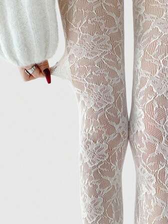 ROMWE Kawaii 1 paire de bas résille élastiques à motif fleurs blanches