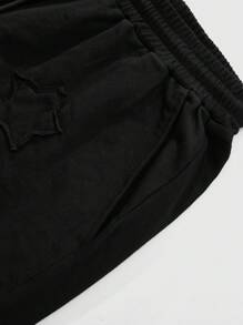 ROMWE MEN Street Life Kaos Lengan Pendek Hitam Gaya Jalanan dengan Tampilan Vintage Usang, Set Patch Bordir Bintang Lima - Hitam - View 8
