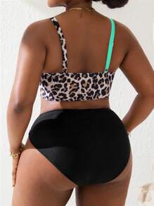 Slaydiva 2pcs Set Plus Size Women Leopard Print V-Neck Criss-Cross Patchwork Tankini Swimwear With Shorts, Summer Beach Vacation - Multicolor - View 2