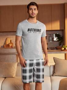 Manfinity Underwear&Sleepwear Basics Bộ đồ mặc nhà in chữ cổ tròn và quần short kẻ caro cho nam, Giáng sinh - Màu Xám nhạt - Xem 3