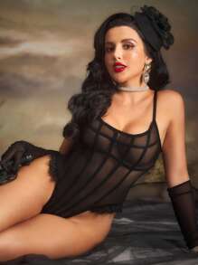 PinupGlam Body sexy, elegante, encantador y seductor para damas con volantes y transparencias