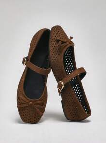 SHUZIA 女式方头玛丽珍平底鞋冲孔仿皮玛丽珍平底鞋