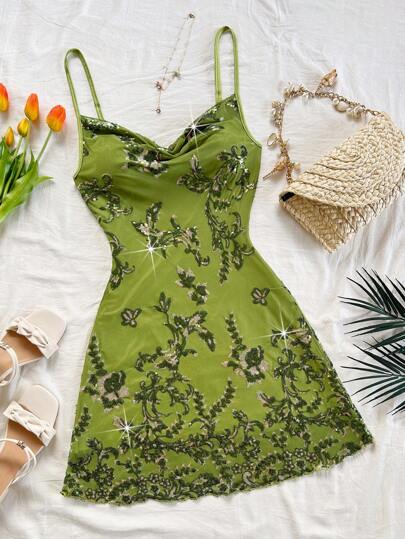 Soleia Women's Floral Sequin Embellished Fitted Mini Dress For Vacation Fall Dresses For Women   School Clothe  Rave Outfits  Concert Tops   Homecoming Dress   Christmas Clothes  Office Dress  Date Night Outfits Women Dress For Wedding Guest  Birthday Dresses For Women   Halloween Costumes  Brunch Outfits For Women  Sexy Bohemian Clothes For Women  Fairycore White Lace Dress Fringe Dress Fall Dresses For Women Teacher Dress Korean Flowy Dress,Party