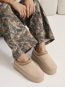 Solezae 女士鞋 圆头踝靴和短靴 米色女士时尚靴子