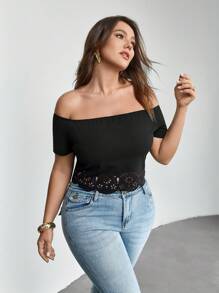 SHEIN Privé Plus Off Shoulder Laser Cut Scallop Edge Tee - Black - View 7
