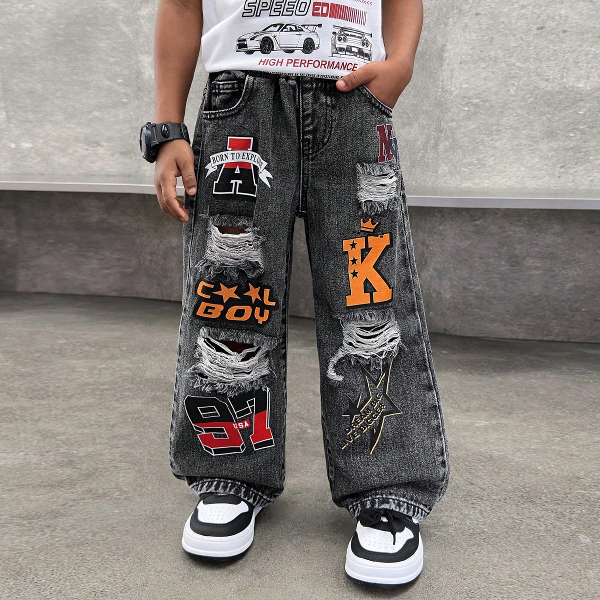 Pantalones vaqueros negros de pierna recta, ajuste holgado, con estampado de letras de grafiti desgastado y desgarrado para niños pequeños/niños pe