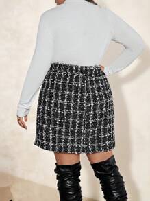 SHEIN Clasi Plus Plaid Pattern Button Detail Tweed Skirt - Black - View 2