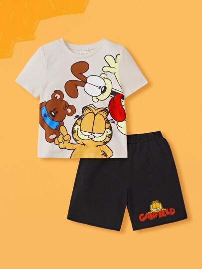 GARFIELD | SHEIN Ensemble t-shirt à manches courtes avec motif de garçon de bande dessinée et short noir ample