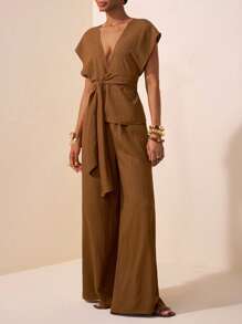 Zivah New Summer Leisure Elegant Vacation Daily Date Birthday Party Commuter Slouchy Feeling European And American Retro Deep V-Neck Sexy Cap Sleeve Raglan Sleeve Waist Bowknot Top + Wide Leg Pants Ultra-Long Pants Brown Textured Wrinkled Cloth Women's Two Pieces Set-A Elegant Two Pieces Set Brown Two Pieces Set Dressy Two Pieces Set Brown Two Pieces Set Women Women Brown Summer Set - Brown - View 6