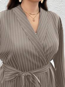Firerie Plus Size Women's Striped Wrap Elegant & Casual Kimono Blazer Suit Set, Grey Office Commuter Formal 2 Pieces Suit Outfit/Valentine's Day/Concert/Performance Costume/Dating/Senior Banquet/Dance/Wedding Season/Sexy/Elegant/Commuting/Back To School Season/Vacation/Beach/Elegant Romance/Office Enchantress/Siren Style/Birthday Party Outfits Long Sleeve Suit Autumn Four Seasons Jacket & Straight Pants Suit Set/Multi-Piece Set Graduation,Back To School,Teacher Outfits For Women,Fall Women Clothes