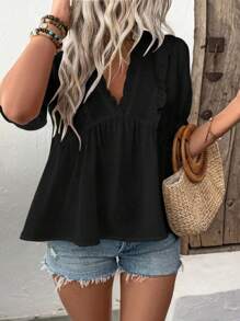 Calvaya 大码女式V领荷叶边宽松泡泡袖衬衫 - 黑色 - 查看 4