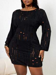 Slaydiva Plus Size Women Hollow-Out Sexy Casual Vacation Long Sleeve Cover Up