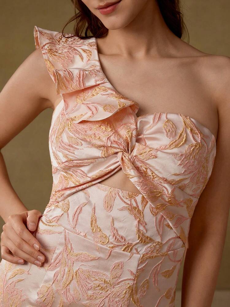 EMBROIDERY MERMAID HEM DRESS