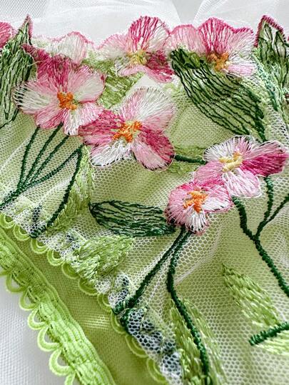 Romantic Geborduurde Verleidelijke Lingerie Set view 5