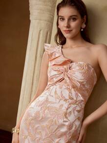 MOTF PREMIUM EMBROIDERY MERMAID HEM DRESS - Orange - View 6