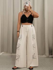 SHEIN VCAY Pantalones de pierna ancha con estampado floral para tallas grandes - Blanco - Ver 5