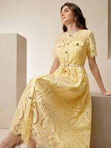 Anewsta 夏季优雅水溶刺绣中长款短袖收腰镂空迷你连衣裙 - 黃色 - 查看 1
