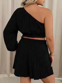SHEIN VCAY Plus Size Solid Color Casual Vacation One-Shoulder Top And Shorts 2pcs Set - Black - View 2