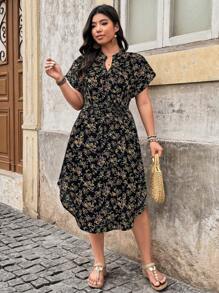 SHEIN LUNE 大码花卉印花短袖连衣裙