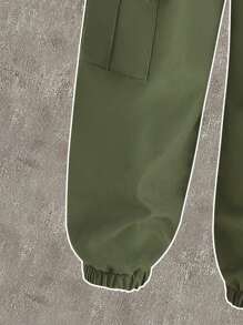 SHEIN مجموعتين من قميص كاجوال بأكمام قصيرة ذو رقبة دائرية وبنطلون كاجوال للفتاة الصغيرة ، مناسب للصيف - أخضر عسكري - مشاهدة 6