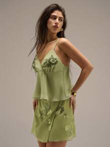 Avantive Summer New V-Neck Embroidered Camisole Tank Top For Women, Sexy Vacation Wear - Green - View 4