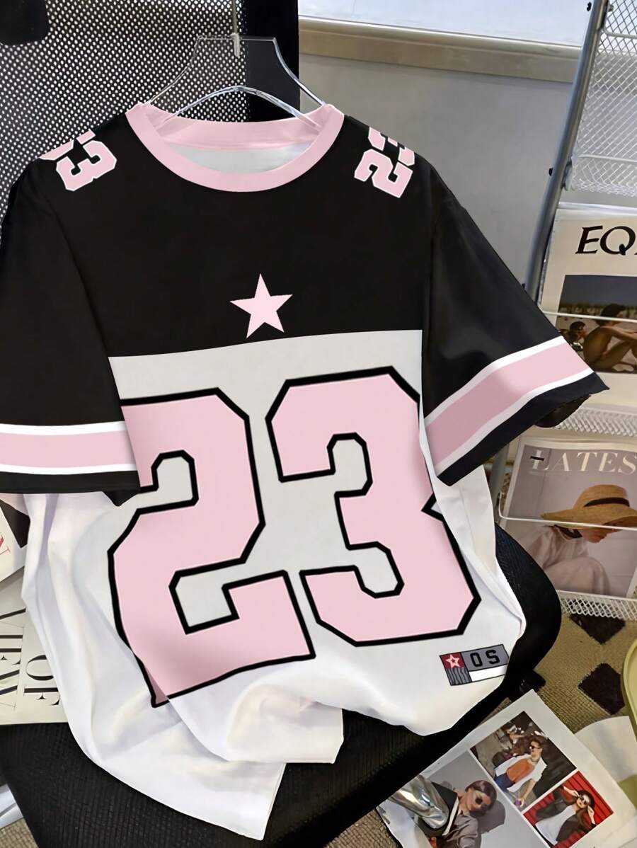 Rovax Camiseta de jersey de mujer casual con números y letras impresos, de manga corta, sobredimensionada, en color negro y rosa