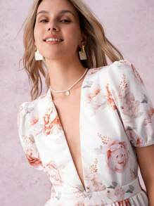 SHEIN Clasi New Sexy & Elegant V-Neck Waist Print Mini Skirt, European And American Style