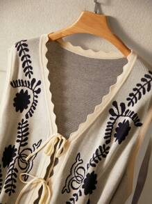 Elaquor Plus Size Women Floral Print Front-Tie Casual Knit Vest In Fall/Winter