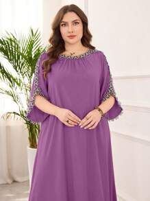 Lacomfia 大码时尚优雅图案装饰圆领连衣裙 - 紫丁香色 - 查看 1