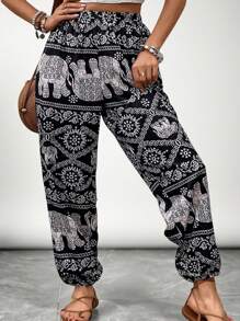 SHEIN VCAY Plus Size Casual Vintage Printed Pants Music Festival Outfits - Multicolor - View 3