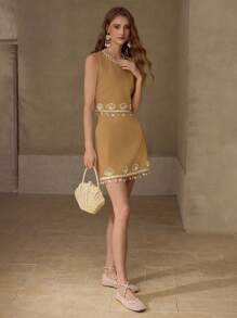 MOTF PREMIUM 亚麻刺绣贝壳细节背心 - 摩卡棕 - 查看 2